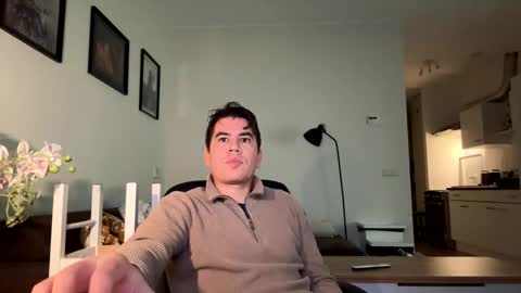 Snapshot of jjd8 chatting on December 2025 10:15:01 PM jjd8 online show from December 2025 10:15:01 PM