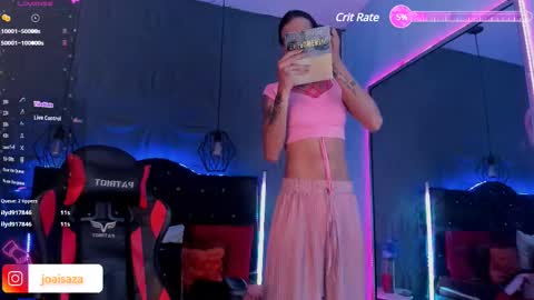 Joa Isaza     online show from February 2025 05:37:01 AM