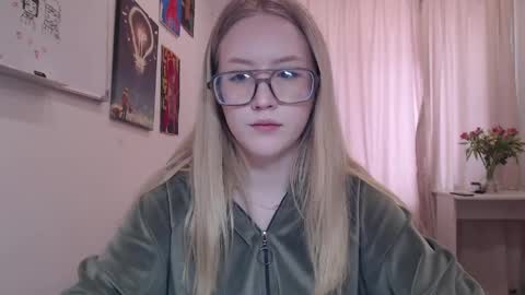 joan_kiss online show from April 2026 09:12:01 AM