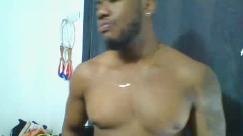 JOAN SAENZ online show from November 2025 06:35:01 PM