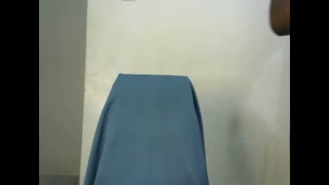 Snapshot of joankein_255 chatting on January 2025 05:08:01 PM varl online show from January 2025 05:08:01 PM