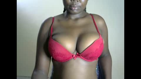 Snapshot of joankein_255 chatting on February 2025 11:49:01 AM varl online show from February 2025 11:49:01 AM