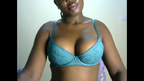 Snapshot of joankein_255 chatting on February 2025 09:58:02 PM varl online show from February 2025 09:58:02 PM