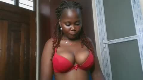 Snapshot of joankein_255 chatting on October 2025 05:30:01 AM varl online show from October 2025 05:30:01 AM