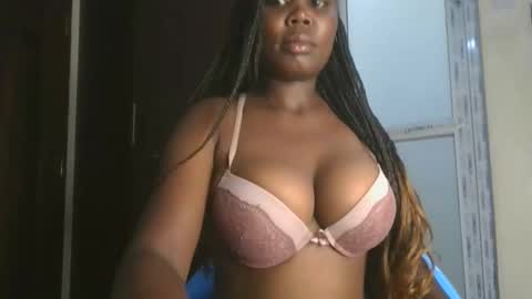 Snapshot of joankein_255 chatting on December 2025 05:29:01 PM varl online show from December 2025 05:29:01 PM