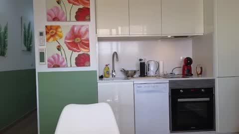 Snapshot of joannee chatting on January 2025 04:23:02 PM Joanne online show from January 2025 04:23:02 PM