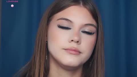 Karyn online show from September 2025 06:40:01 AM