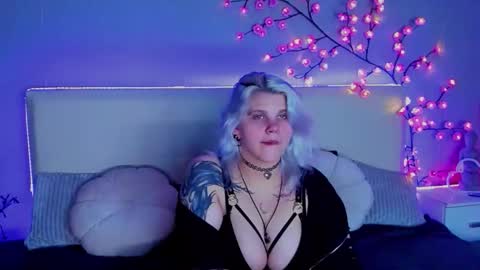 Joann online show from September 2025 10:10:02 PM