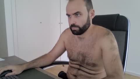 joaodias_18 online show from September 2025 02:39:02 PM
