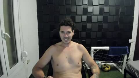 Snapshot of joaquin420_hot chatting on June 2026 01:11:01 PM joaquin420_hot online show from June 2026 01:11:01 PM
