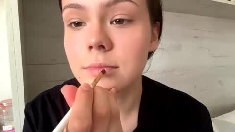 Mila online show from March 2026 09:48:01 AM