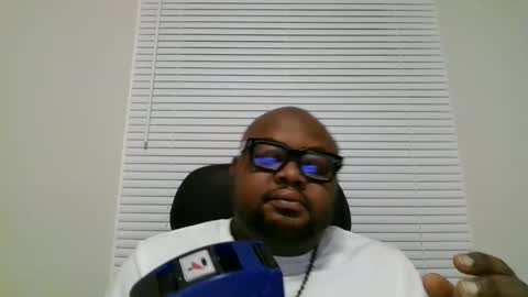 joe25123 online show from March 2025 03:30:01 AM