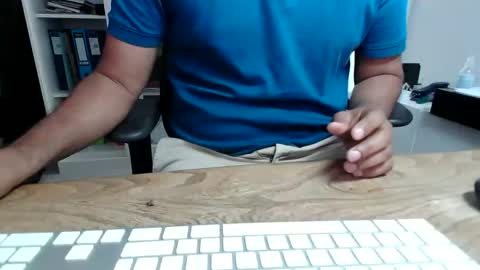 Snapshot of joe765shades chatting on June 2026 09:44:02 AM joe765shades online show from June 2026 09:44:02 AM