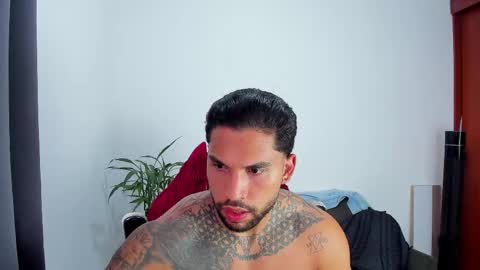 joe_esthetic online show from October 2025 10:23:02 PM