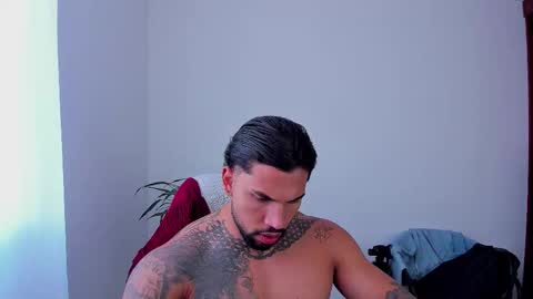 joe_esthetic online show from December 2025 03:50:02 PM