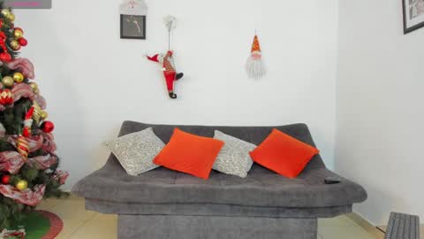 joelandalexa online show from December 2024 07:11:01 PM