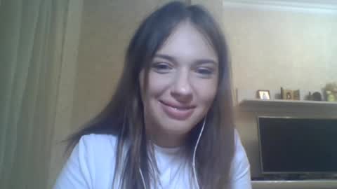 Jennifer online show from September 2025 04:29:02 PM