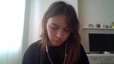 Jennifer online show from September 2025 11:24:01 AM