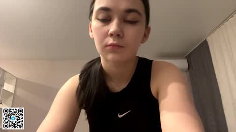 Emilia  or Emi online show from January 2026 06:44:02 PM