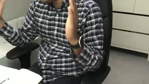 joeshades21 online show from February 2025 10:07:01 AM