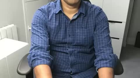 joeshades21 online show from September 2025 02:44:01 PM