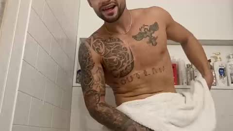 Snapshot of joetownjigadultfilmproduction chatting on October 2025 03:26:01 AM joetownjigadultfilmproduction online show from October 2025 03:26:01 AM