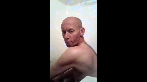 joeybcali79 online show from March 2026 11:42:02 PM