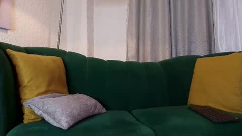     online show from February 2025 06:34:01 AM