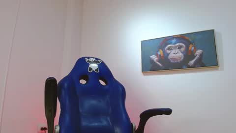     online show from February 2026 07:51:01 AM