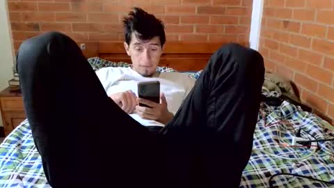 johan70nsexy online show from April 2026 02:33:01 PM