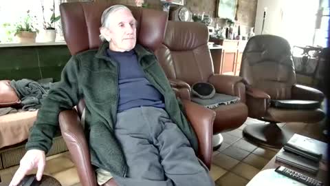 Snapshot of johan7_heet chatting on January 2025 02:14:02 PM johan7 heet online show from January 2025 02:14:02 PM