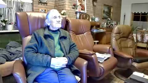 Snapshot of johan7_heet chatting on December 2025 04:45:02 PM johan7 heet online show from December 2025 04:45:02 PM