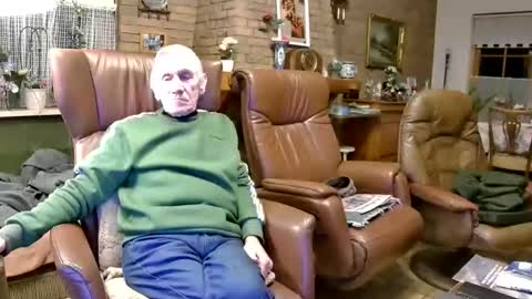 Snapshot of johan7_heet chatting on December 2025 04:13:02 PM johan7 heet online show from December 2025 04:13:02 PM