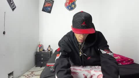 johan_and_antonella online show from January 2025 05:11:01 AM