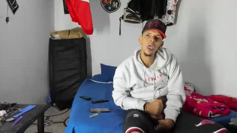 Snapshot of johan_and_antonella chatting on February 2026 02:29:01 AM johan_and_antonella online show from February 2026 02:29:01 AM