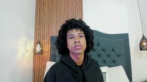 Snapshot of johan_gz_ chatting on June 2026 11:45:01 AM Johan online show from June 2026 11:45:01 AM