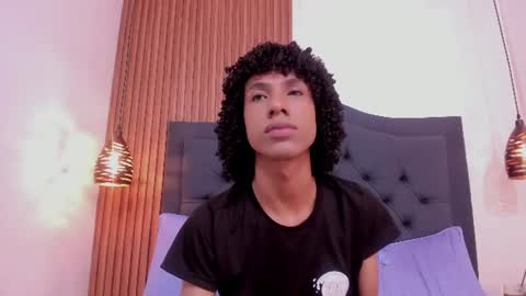 Snapshot of johan_gz_ chatting on June 2026 11:30:02 AM Johan online show from June 2026 11:30:02 AM