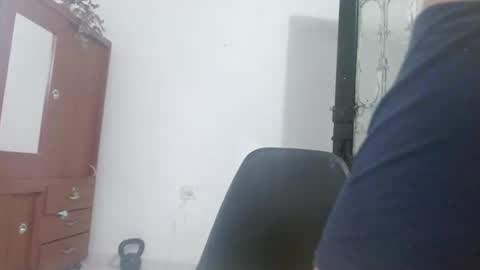 Snapshot of johan_kitten chatting on May 2026 10:18:02 PM johan online show from May 2026 10:18:02 PM