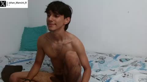 Snapshot of johan_mancini_r chatting on June 2026 06:01:02 PM johan_mancini_r online show from June 2026 06:01:02 PM
