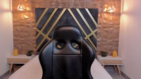 Johan Williams online show from December 2024 12:24:01 PM