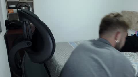 JOHAN independient model online show from December 2024 05:20:01 AM