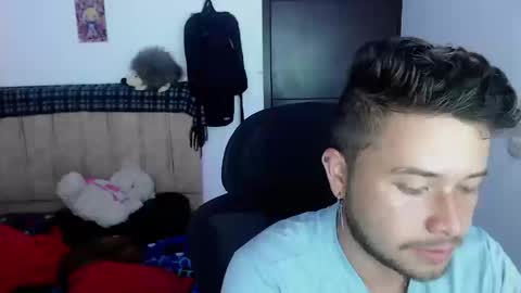 JOHAN independient model online show from September 2025 09:18:01 PM