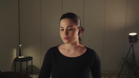 Jo online show from December 2025 08:25:01 PM