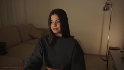 Jo online show from February 2026 06:00:02 PM