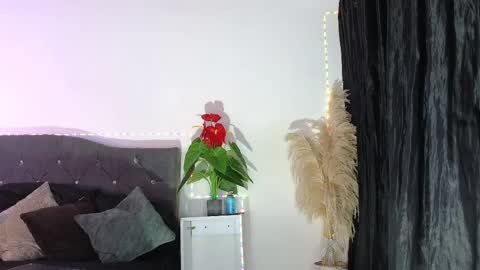 John  online show from April 2026 12:13:01 PM