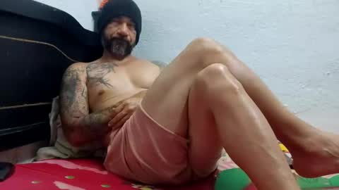   online show from January 2025 04:04:01 AM