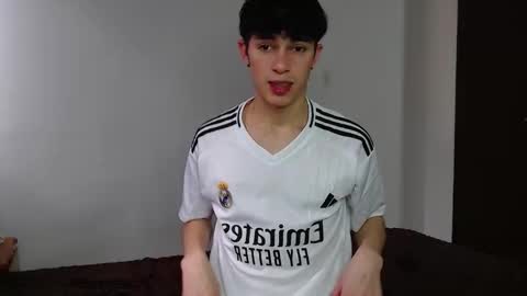 John Vichenso online show from September 2025 09:08:02 PM