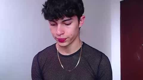 John Vichenso online show from September 2025 09:09:01 PM