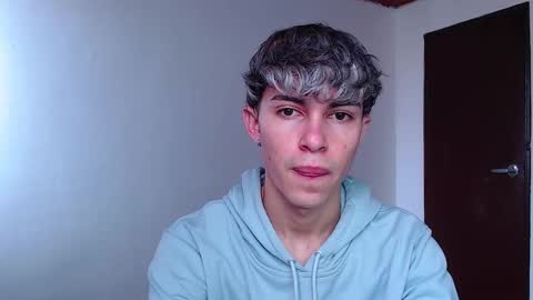 John Vichenso online show from October 2025 04:51:02 PM