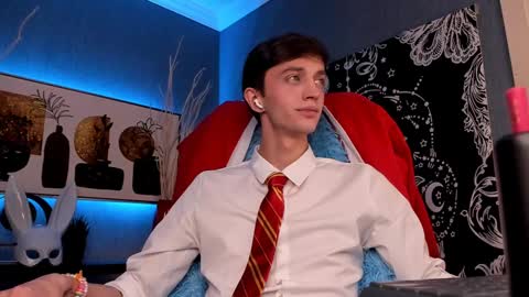 John online show from December 2024 09:01:01 PM